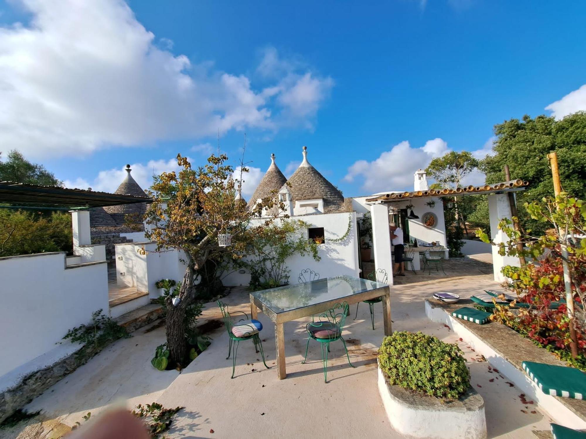 Trulli Di Ivana Ostuni Eksteriør billede