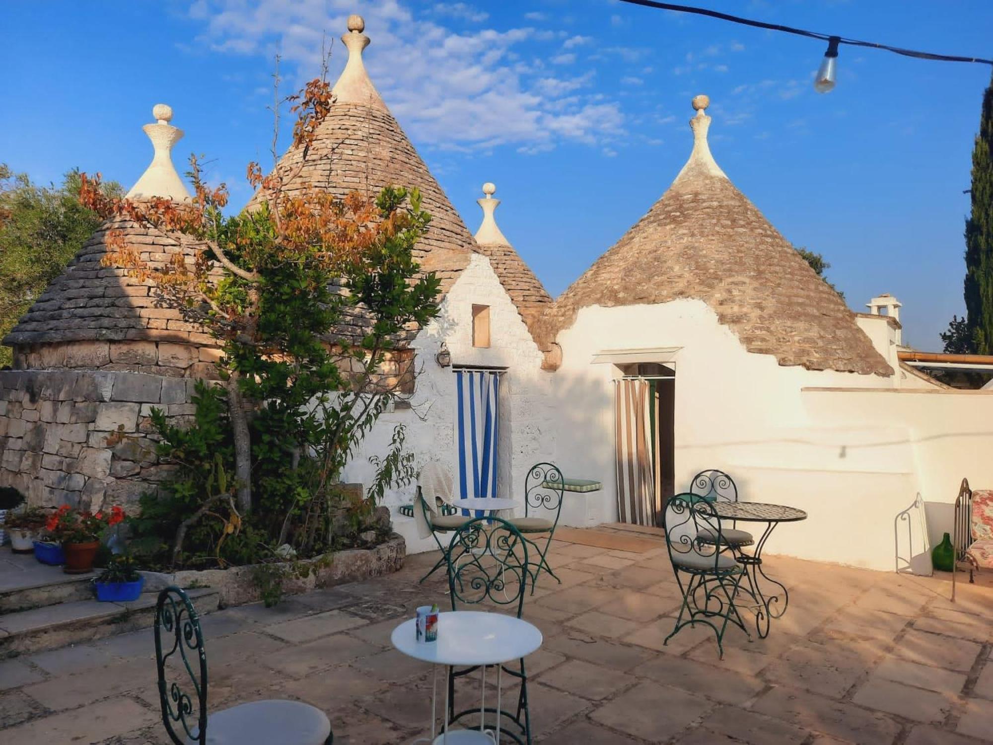 Trulli Di Ivana Ostuni Eksteriør billede