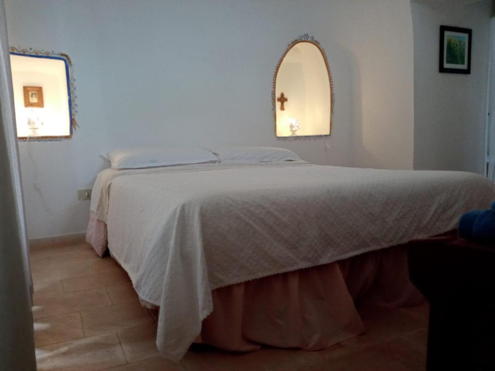 Trulli Di Ivana Ostuni Eksteriør billede