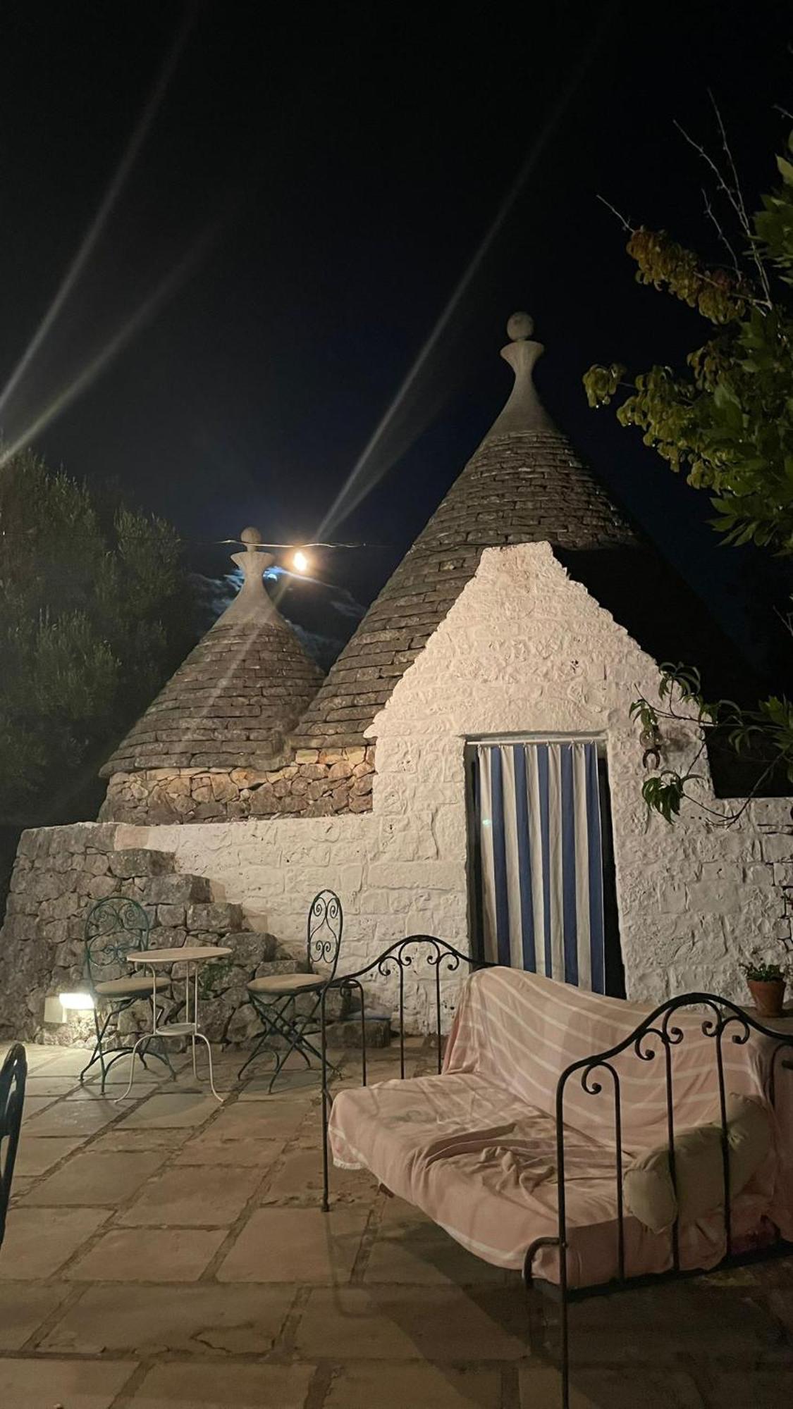 Trulli Di Ivana Ostuni Værelse billede